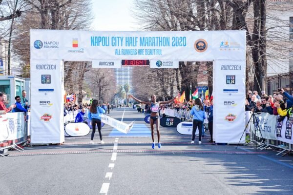 Napoli City Half Marathon, aperte le iscrizioni