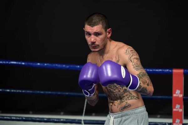 Valentino venerdì torna sul ring a Marcianise