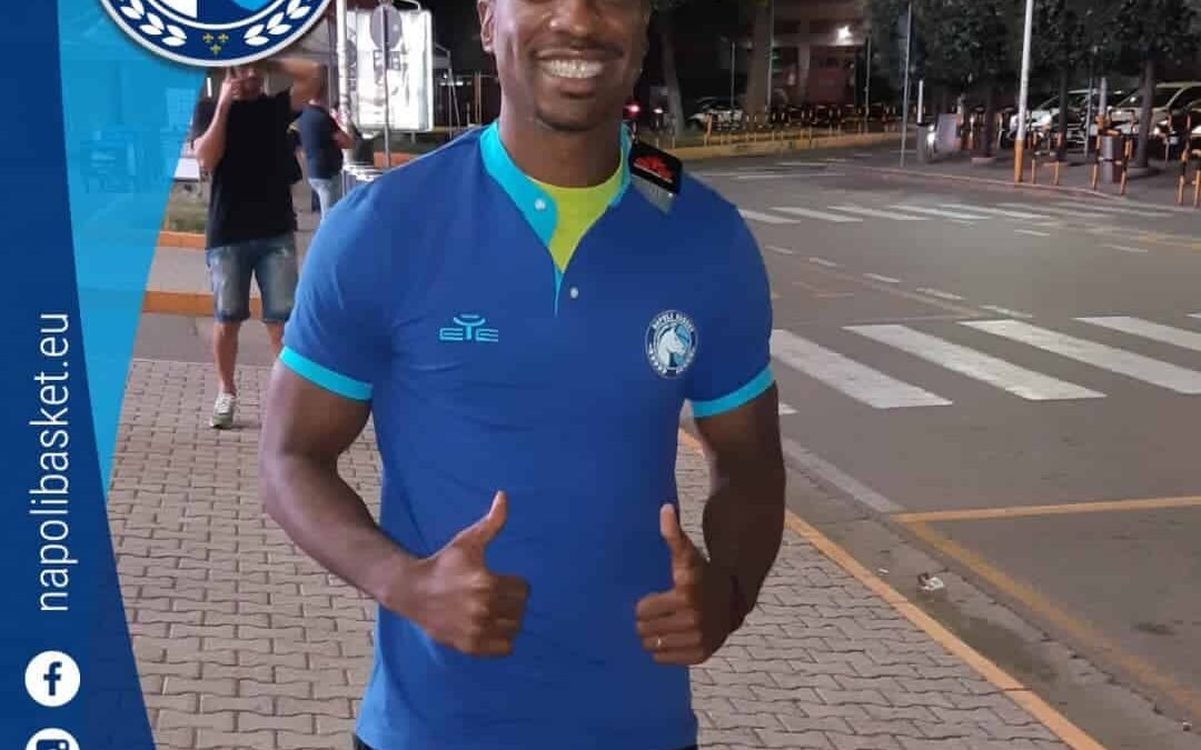 Gevi, Josh Mayo è arrivato a Napoli