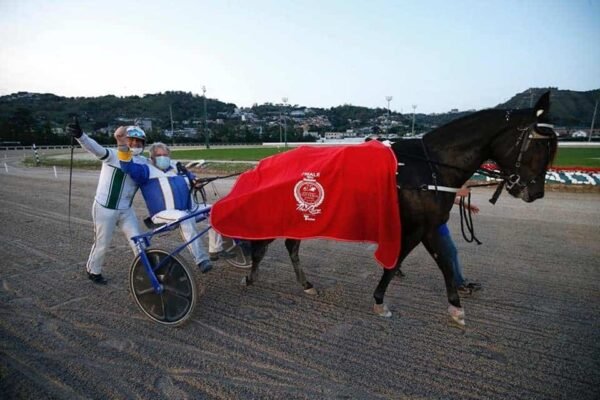 Zacon Gio vince il Lotteria di Agnano