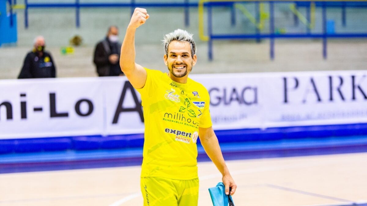 Calcio a 5: prima vittoria in A per il Real San Giuseppe