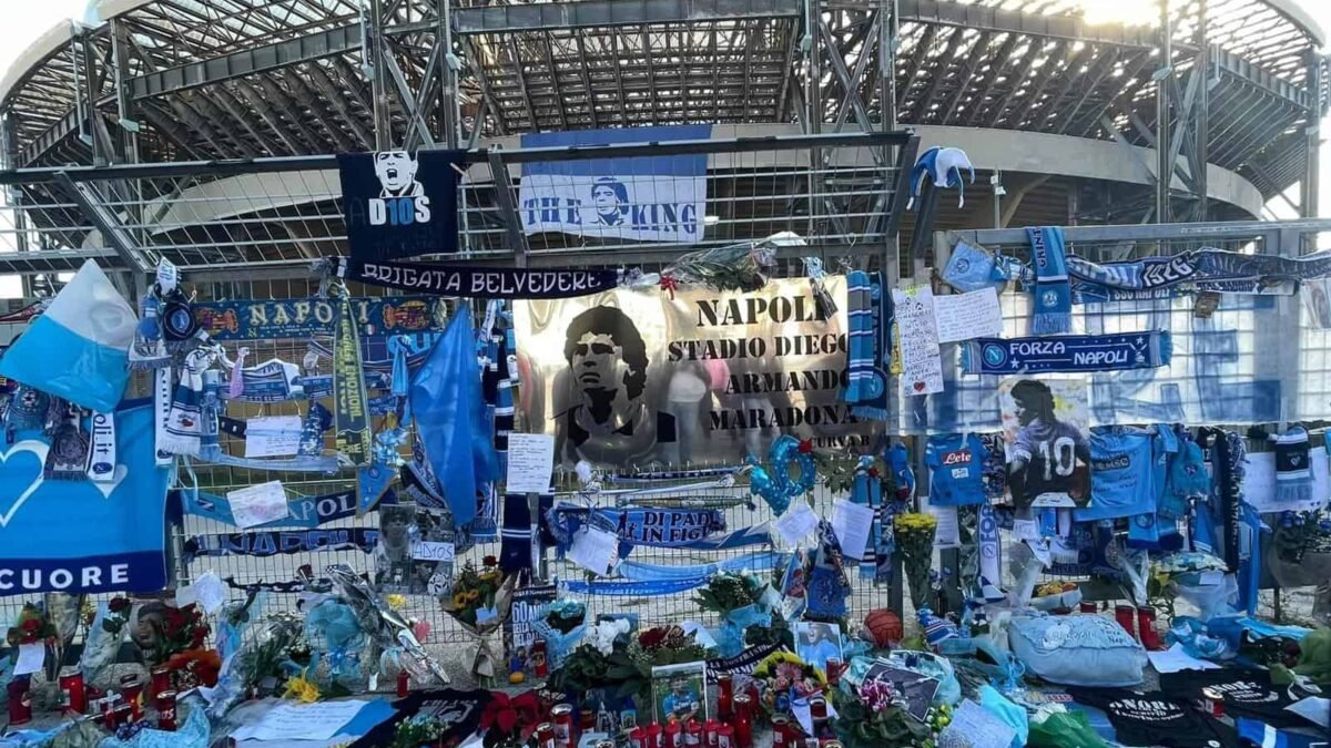 De Magistris: “Sarà Stadio Diego Armando Maradona”