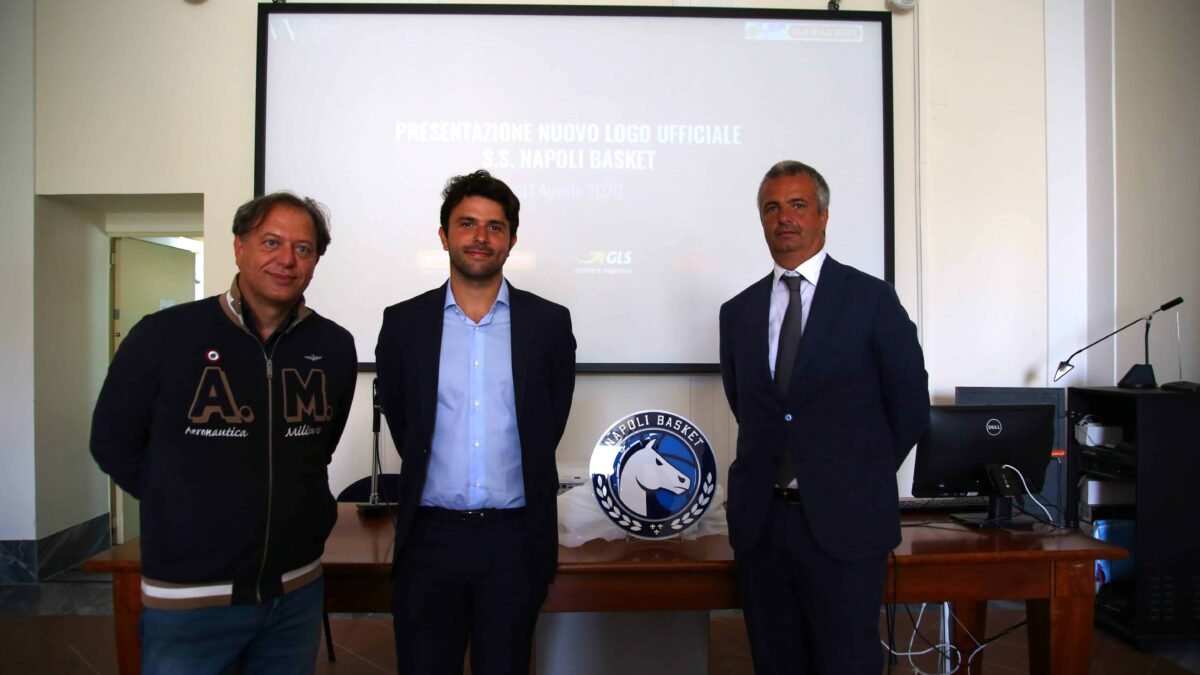Gevi Napoli, Grassi finalmente si parte