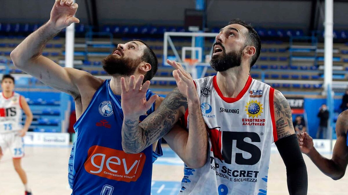 Gevi  Napoli sconfitta a Ferrara, primo ko stagionale