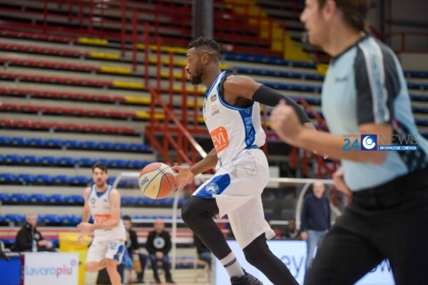 Gevi Napoli da sballo, sbancata Ravenna