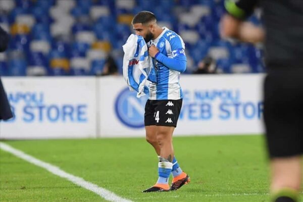 Panini Istant, Insigne e l’omaggio a Maradona
