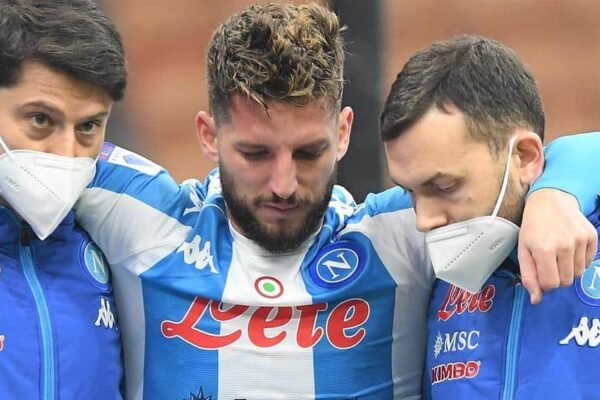 Mertens, trauma distorsivo alla caviglia di primo/secondo grado: è emergenza attacco