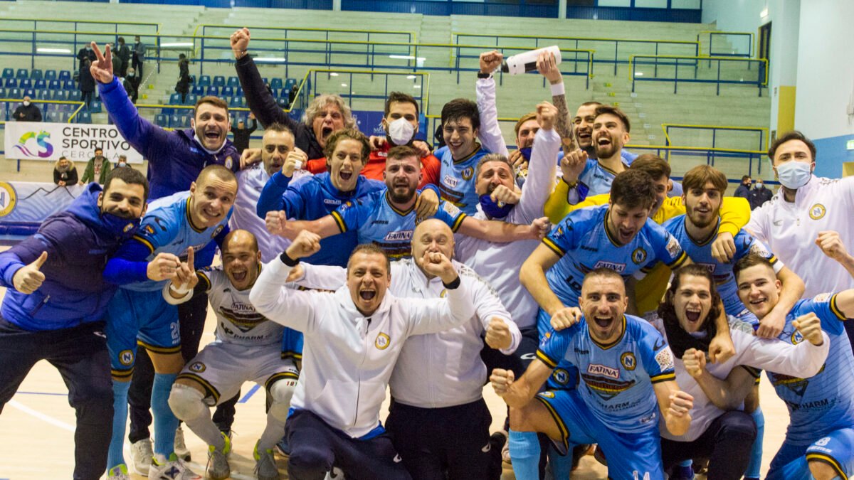 FF Napoli vola, poker al Cosenza