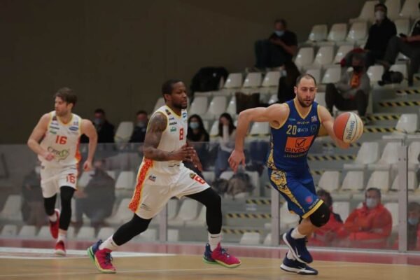 Givova Scafati, sbancata Ravenna e prima vittoria esterna nel 2021