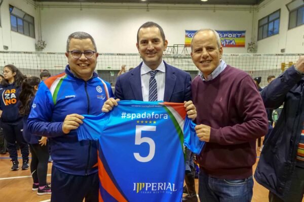 Arzano Volley, si avvicina ritorno in campo ma palazzetto è ancora chiuso