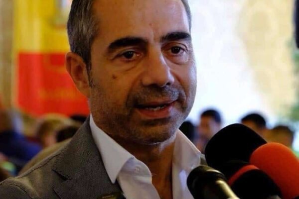 Dilettanti, l’appello del presidente del Napoli United: “Fateci Giocare”