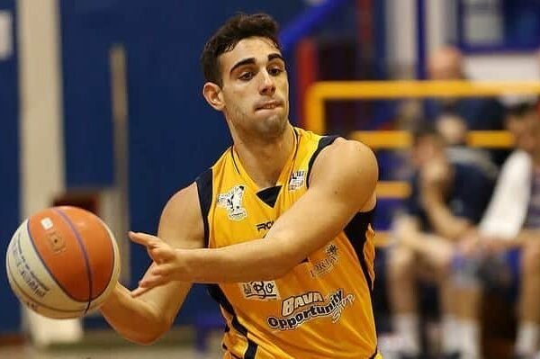 La Virtus Bava Pozzuoli supera nel derby la Scandone Avellino