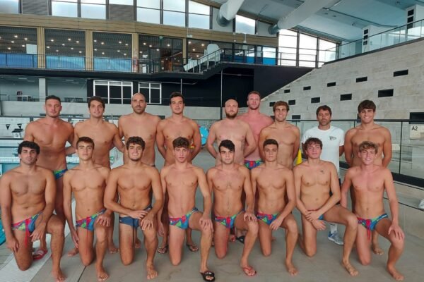 Posillipo, non basta il cuore: vince facile il Pro Recco