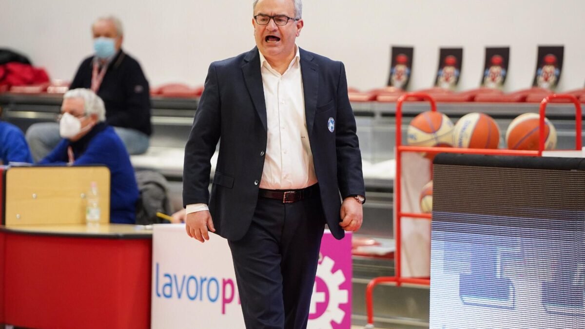 Gevi Napoli, domani al PalaBarbuto arriva la Virtus Bologna