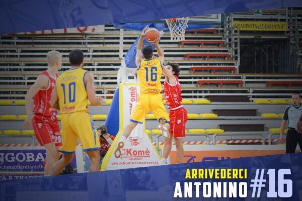 Scafati, Antonio Sabatino va al Rieti