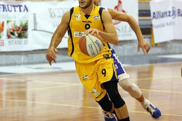 Virtus Bava Pozzuoli, il derby è tuo: Salerno va k.o.