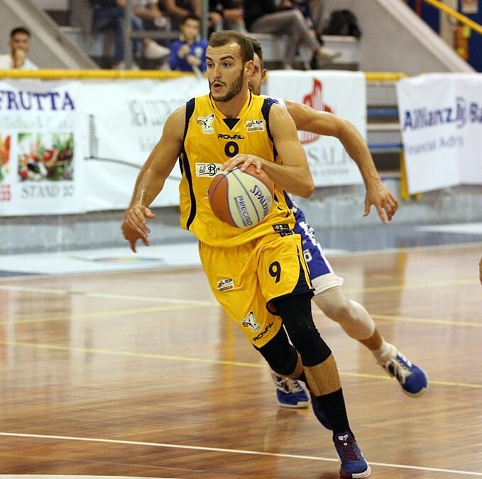 La Virtus Pozzuoli batte Monopoli in gara1 playout