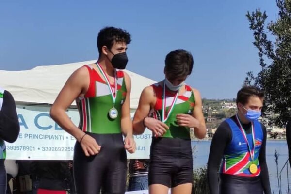 Canoa, Posillipo super ai campionati regionali: tutti i risultati
