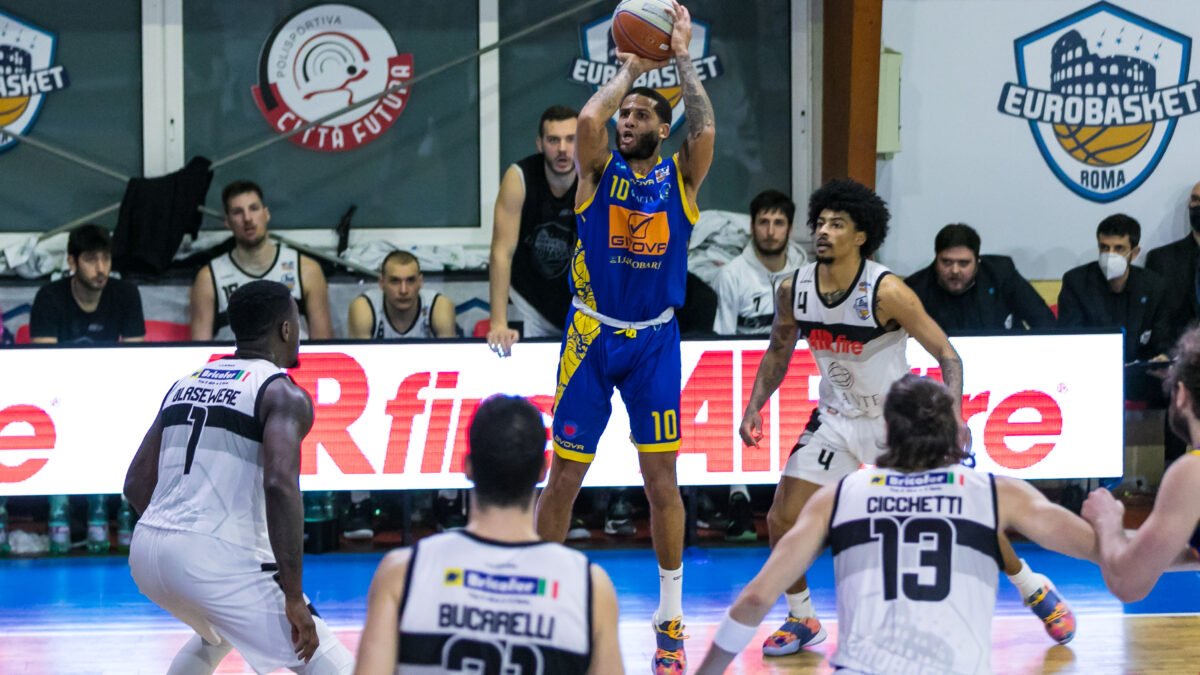 Givova Scafati, la corsa non si ferma: l’Atlante Roma va k.o.