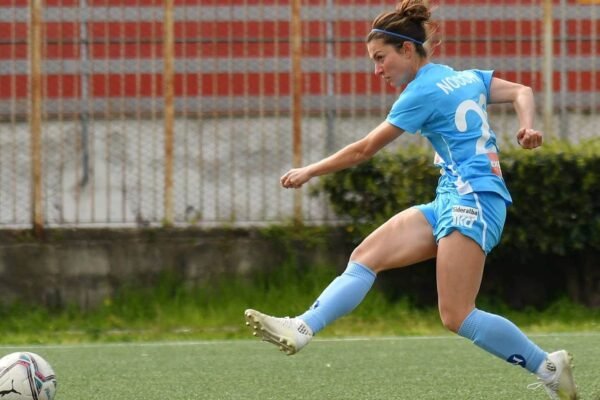 Napoli femminile, doppietta di Nocchi e tris alla Florentia: la salvezza non è più un miraggio