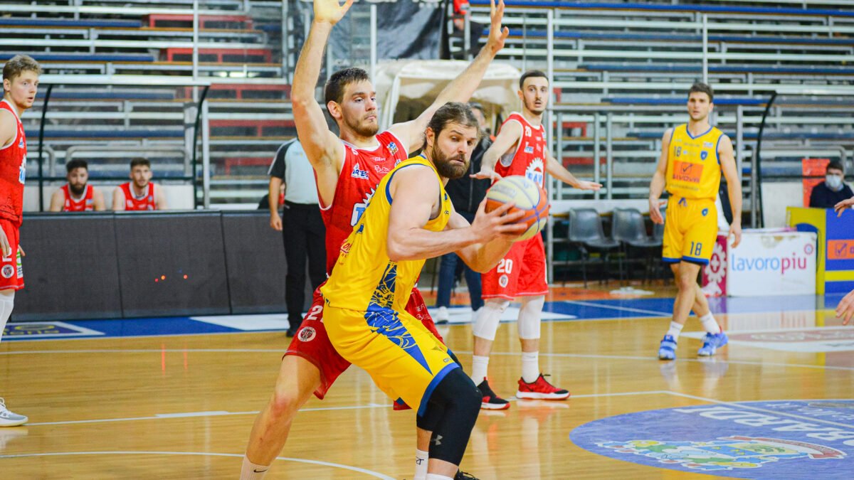 Scafati, è tris in fila: superata facilmente la Tremec Cento
