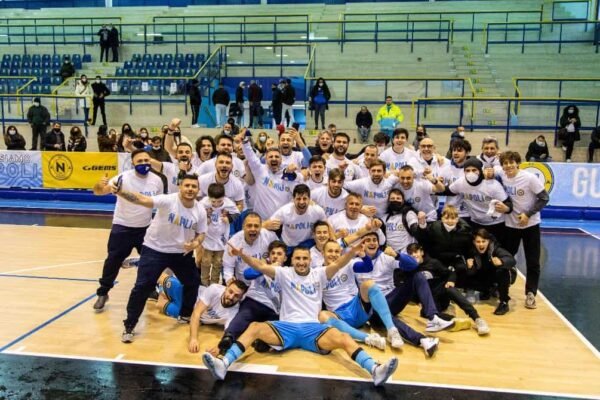 Napoli, è festa grande: a Cercola arriva la promozione in serie A