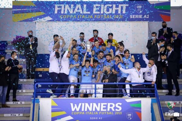 FF Napoli, travolta Roma in finale: la Coppa Italia è tua