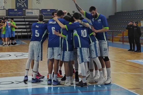 Geko, positivo al Covid tesserato gruppo squadra