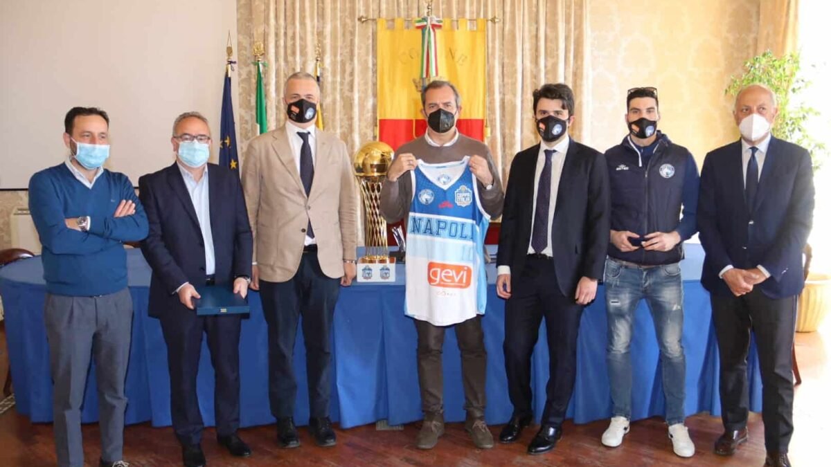 Gevi Napoli, contro Chieti Mayo è out: in forte dubbio Parks