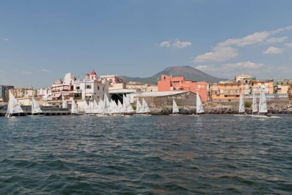 Vela, Torre del Greco: due weekend di regate nazionali