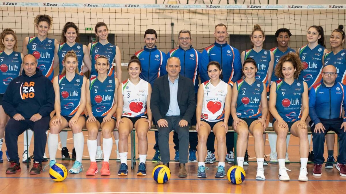 Arzano volley, vittoria con Catania ma fuori dai playoff