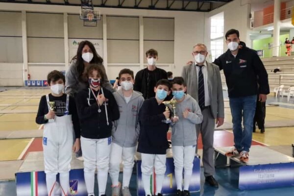 Scherma, regionali under 14 e giovanissimi: il Posillipo conquista un titolo e otto podi