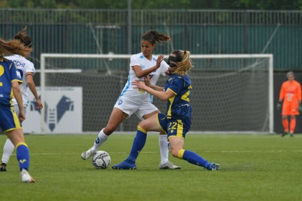 Napoli femminile, solo un punto a Verona: tutto rimandato all’ultima giornata