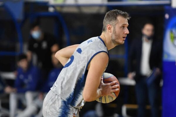 Geko, che colpo nei playoff: Fabriano cade in casa