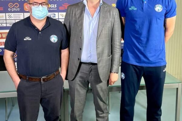 Christian Burns si presenta: “Voglio aiutare la Gevi Napoli”