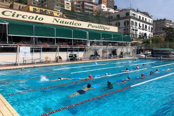 Scuola viva, al circolo Posillipo le attività del settore nuoto