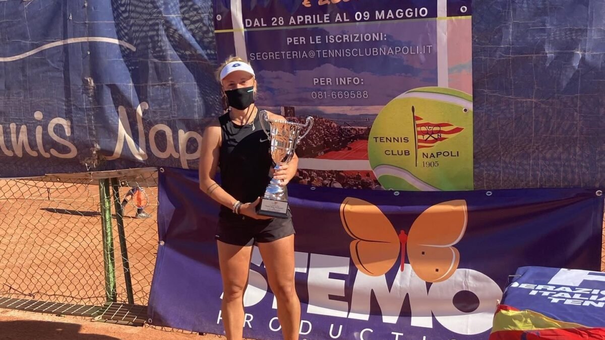 Giorgia Pinto vince il trofeo Stemo Production al Tc Napoli