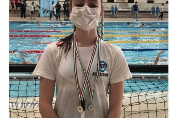 Aktis Acquachiara, la Parisi vola nei 100 rana e 200 misti