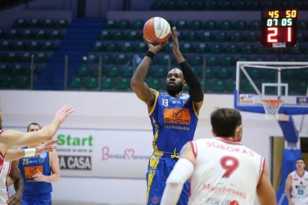 Givova Scafati, Chieti vince gara3 tra le polemiche