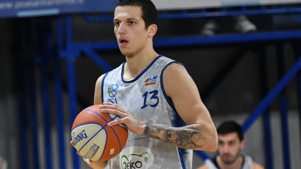 Geko da urlo a Catanzaro, vittoria che vale i playoff