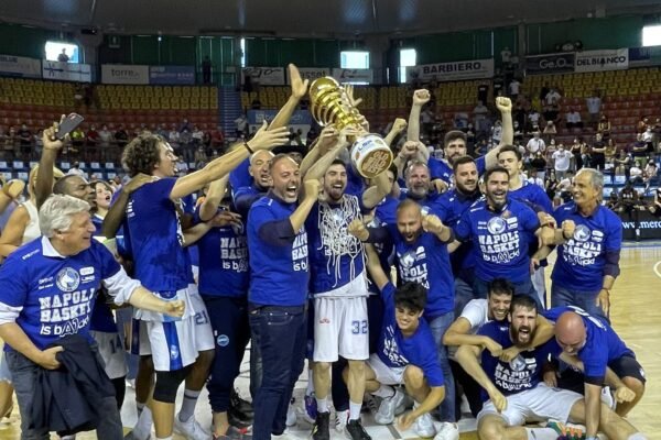 Il Napoli basket torna in serie A1 dopo 13 anni, le parole dei protagonisti