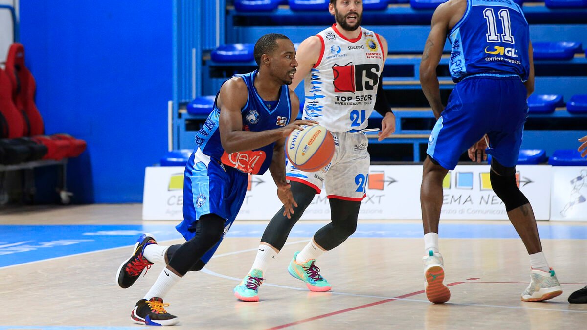 La Gevi Napoli espugna Ferrara ed è in finale