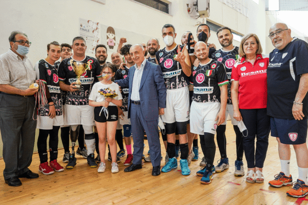 Sitting volley maschile, Nola città dei Gigli campione regionale
