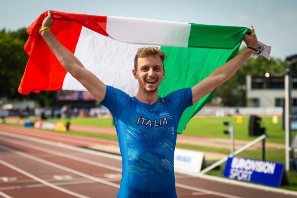 Alessandro Sibilio argento nella staffetta 4X400