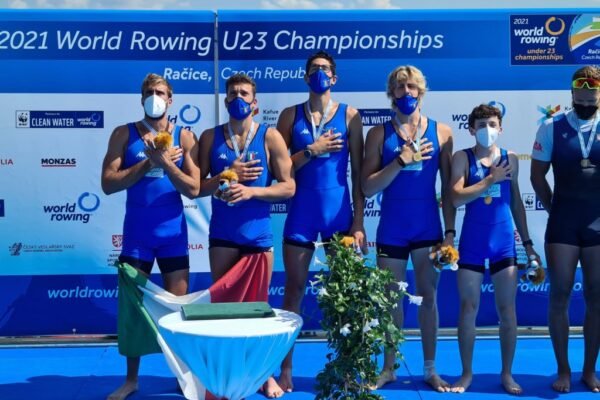 Canottaggio, Sabbatino-Di Colandrea (RYCC Savoia) campioni del mondo U23. Bronzo per Camilla Infante