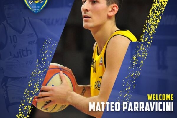 Matteo Parravicini primo colpo della Givova Scafati