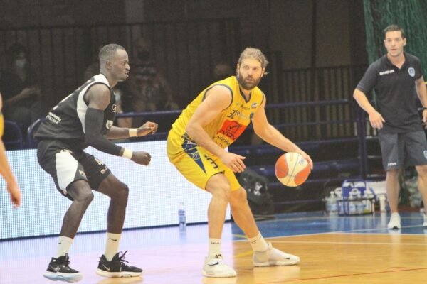 Givova Scafati vincente a Latina, la Final Eight è vicina