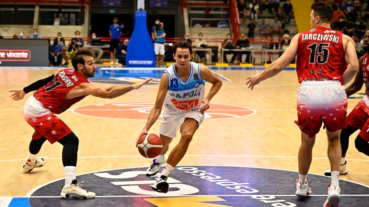 Gevi Napoli, sconfitta con onore al PalaBarbuto: passa Milano