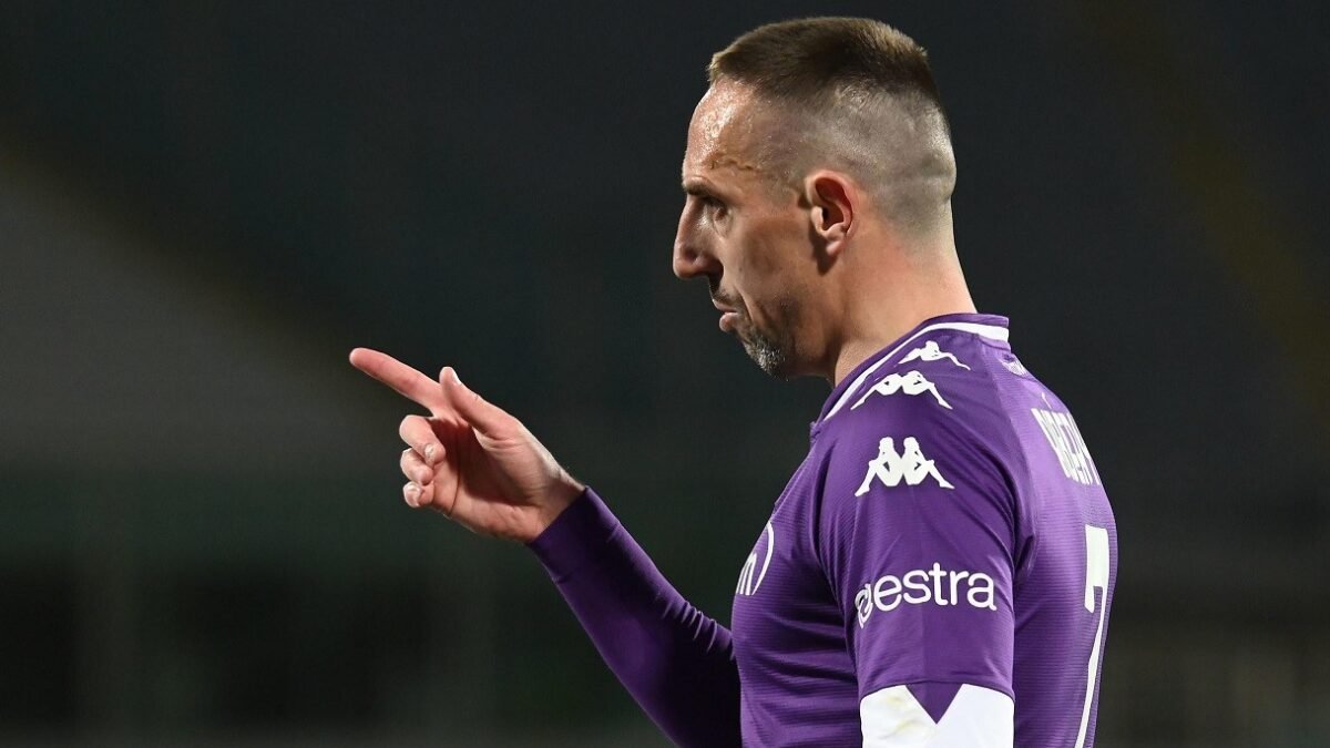 Ribery a Salerno, la città impazzisce per il suo nuovo idolo