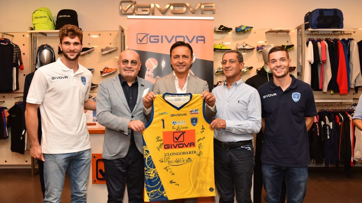 Givova Scafati, presentate sponsorship e nuove divise